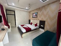 Raj Resort