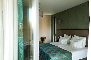 Victoria Bulevard Hotel