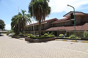 ARC Egerton Hotel