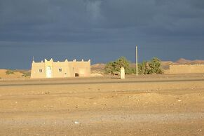 Khamlia Desert Bed & Breakfast