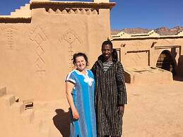 Khamlia Desert Bed & Breakfast