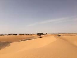 Khamlia Desert Bed & Breakfast