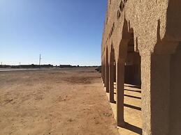 Khamlia Desert Bed & Breakfast