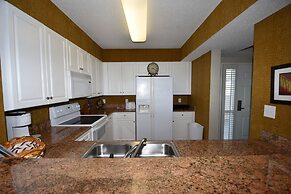 North Tower Apartment 606