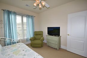 Edgewater Apartment 437