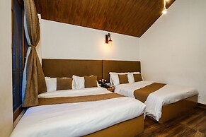 Winterfell The Stay, Unique River Front Resort