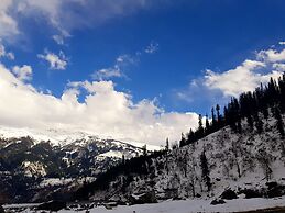 Winterfell The Stay, Unique River Front Resort