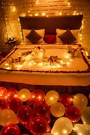 Winterfell The Stay, Unique River Front Resort