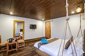 Winterfell The Stay, Unique River Front Resort