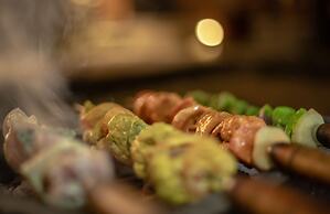 Winterfell The Stay, Unique River Front Resort