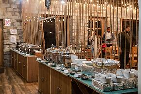 Winterfell The Stay, Unique River Front Resort