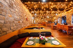 Winterfell The Stay, Unique River Front Resort