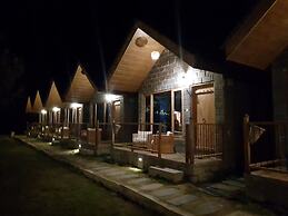 Winterfell The Stay, Unique River Front Resort