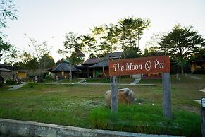 The Moon at Pai