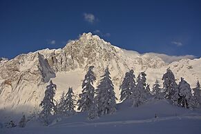 Le Massif Hotel & Lodge Courmayeur The Leading Hotels of the World