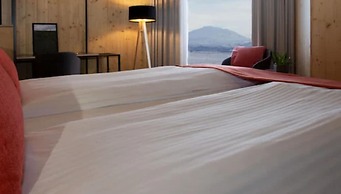 Landhotel - Your link to wonders of Iceland