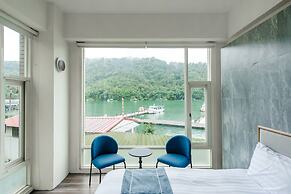 Sun Moon Lake Shui Yang