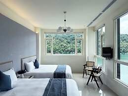 Sun Moon Lake Shui Yang