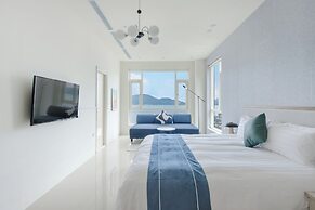 Shui Yang Lakeview House with Elevator