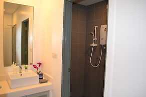 Mercu Summer Suite KLCC by Fervent