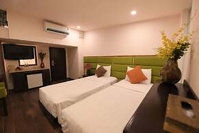 Old Quarter Family Hotel