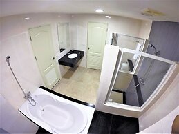 Phuket Villa 1 Patong Beach by PHR