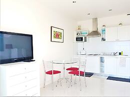 KB Apartments 1 Karon Beach by PHR