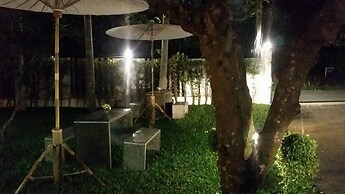 Baansuan Tisa Resort