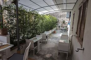 Donna Rosa Accommodation