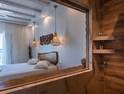 Niki Savvas Studio & Suites