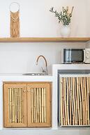 Niki Savvas Studio & Suites