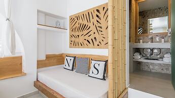 Niki Savvas Studio & Suites