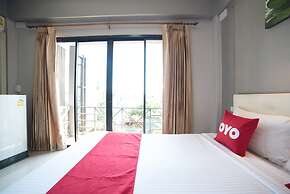 OYO 465 Krung Kao Traveller Lodge