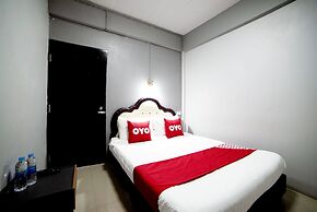 OYO 465 Krung Kao Traveller Lodge