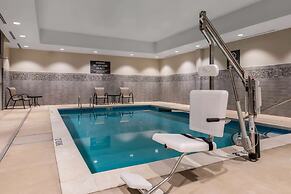 La Quinta Inn & Suites by Wyndham Greensboro Arpt High Point