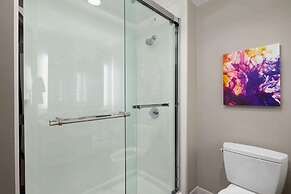 La Quinta Inn & Suites by Wyndham Greensboro Arpt High Point