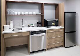 Home2 Suites by Hilton Orlando Airport