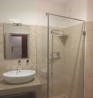 Robin Rooms