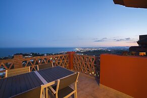 Penthouse M Reserva del Higueron 3 BEDROOMS. TRANSFER to the Beach and
