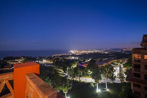 Penthouse M Reserva del Higueron 3 BEDROOMS. TRANSFER to the Beach and