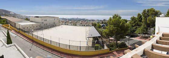 Two rooms Calm and sunny