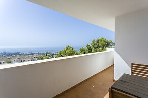 Two rooms Calm and sunny