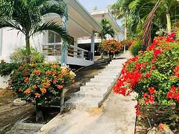 Sunrise Vuth Resort