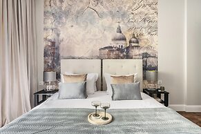 District17 - LoftAffair Collection