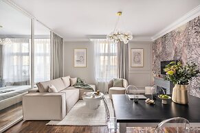 District17 - LoftAffair Collection