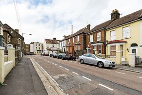 Fortified Home - Near Rochester Castle