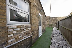 Fortified Home - Near Rochester Castle