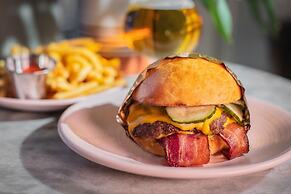 Woodlark Hotel Portland, a Tribute Portfolio Hotel