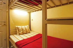 Pondok Backpacker City Square