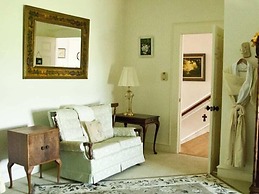 Lillian Farms Bed & Breakfast